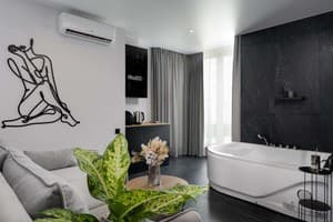 Апарт-отель Be The One Hotel. Люкс двухместный с джакузи и сауной 5