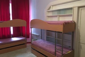 Хостел Возле метро Площадь Льва Толстого. Место в мужском 10-местном номере  2